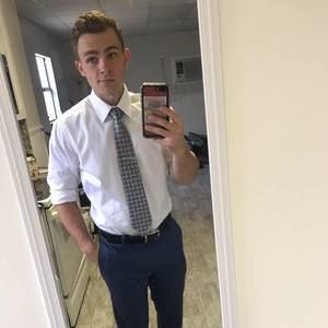 Meet your Posher, Zachary